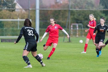 Bild 30 - B-Juniorinnen SV Henstedt Ulzburg - Holstein Kiel : Ergebnis: 0:9